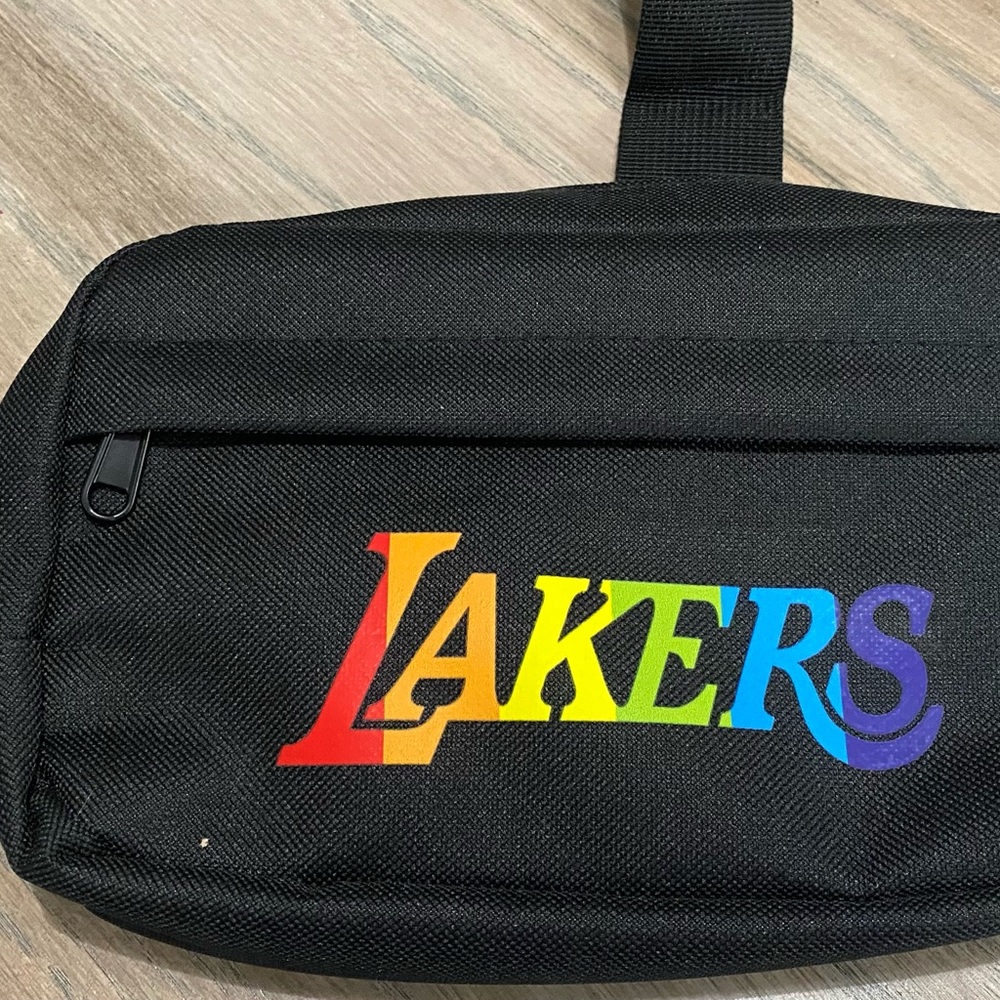 Fanny pack